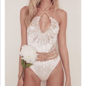 🍋For Love and Lemons lula velvet bodysuit🍋